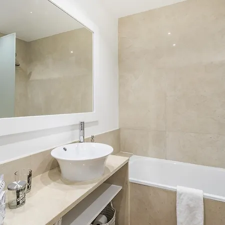 Lxway Rua Da Misericordia Apartament