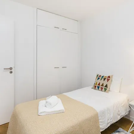 Lxway Rua Da Misericordia Apartament *